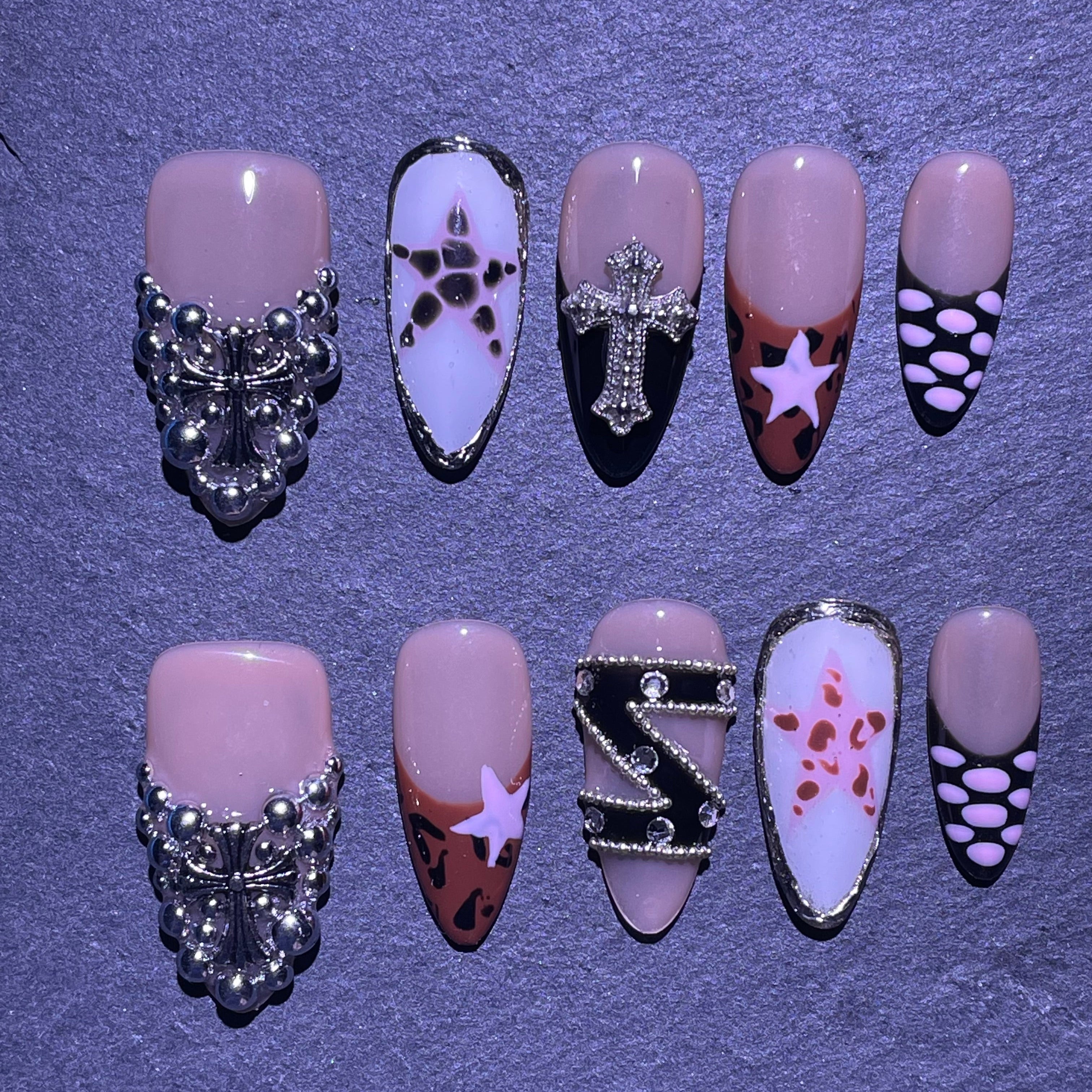 Y2K Mismatch Cross Star Cheetah Print Medium Almond Press-on Nail French Tip